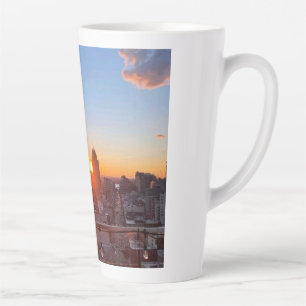 Tasse Latte Vue artistique de la ville de New York au coucher