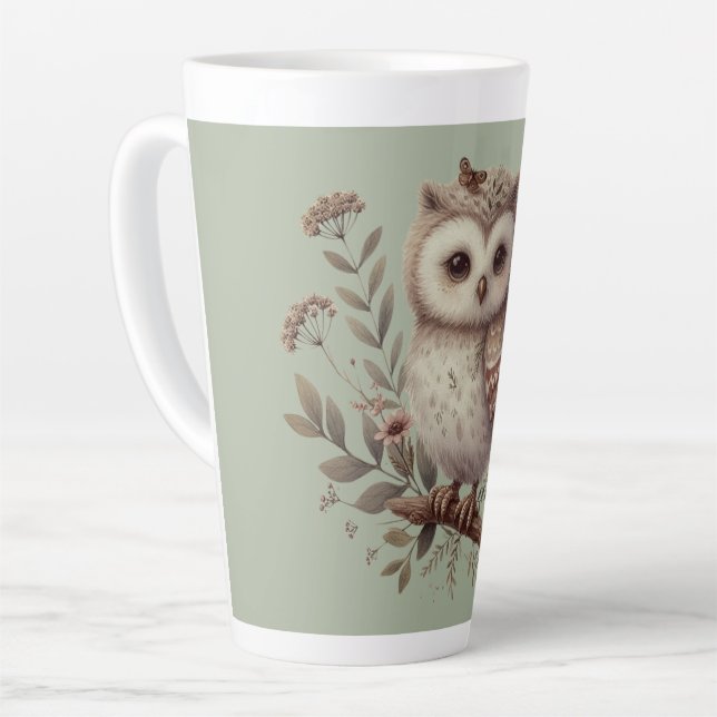 Tasse Latte Whimsical Woodland Owl Botanical Illustration (Angle gauche)