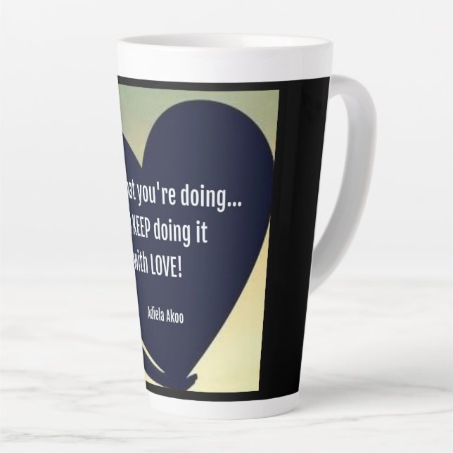 Tasse LOVE Ce que Vous Faites Latte (L) - Adiela A (Angle droit)