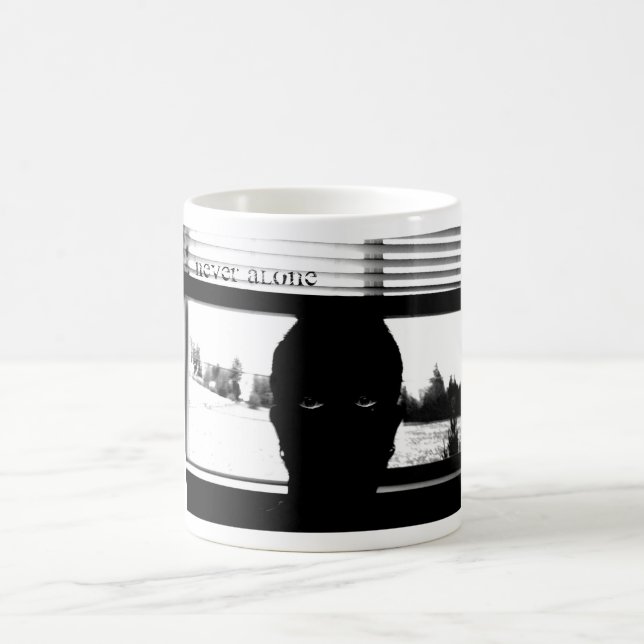 Tasse magique jamais seule (Centre)