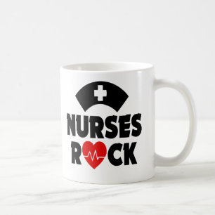 Tasse mignonne de roche d'infirmières