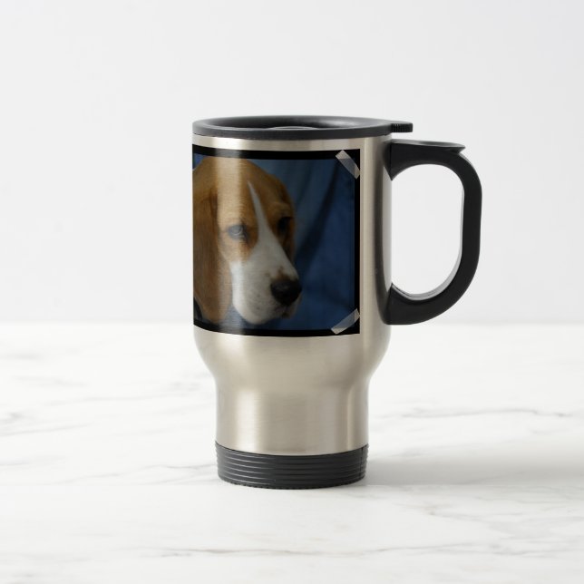 Tasse mignonne de voyage de beagle (Droit)