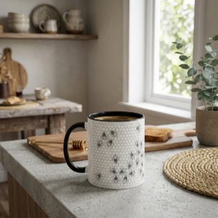 Tasse motif abeille et nid d'abeille