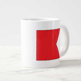 Tasse nautique d'éléphant de la lettre B