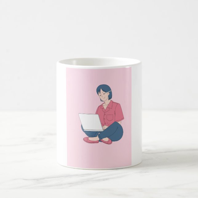 Tasse naviguant sur le Web réduites à tasse de caf (Centre)
