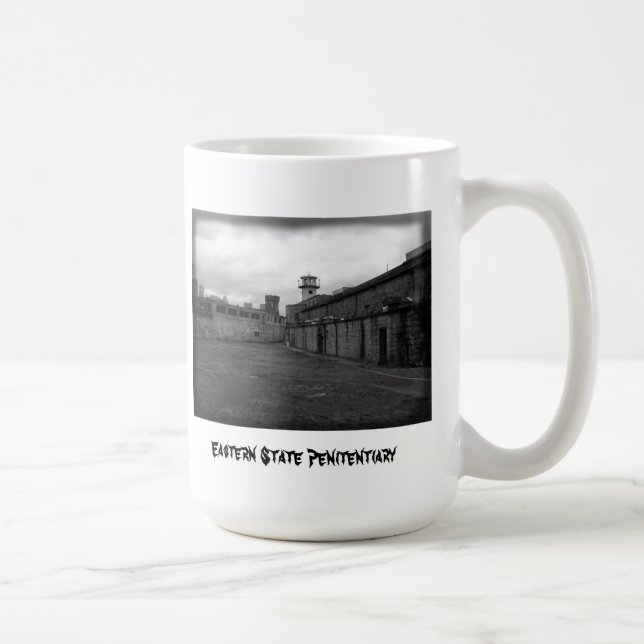 Tasse orientale de prison d'état (Droite)