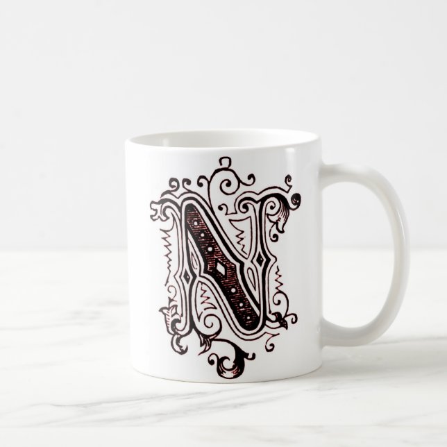 Tasse ornée vintage 'N' (Droite)