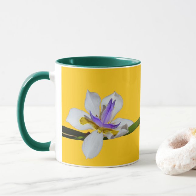 Tasse - Paire de lys sur fond jaune (Avec donut)
