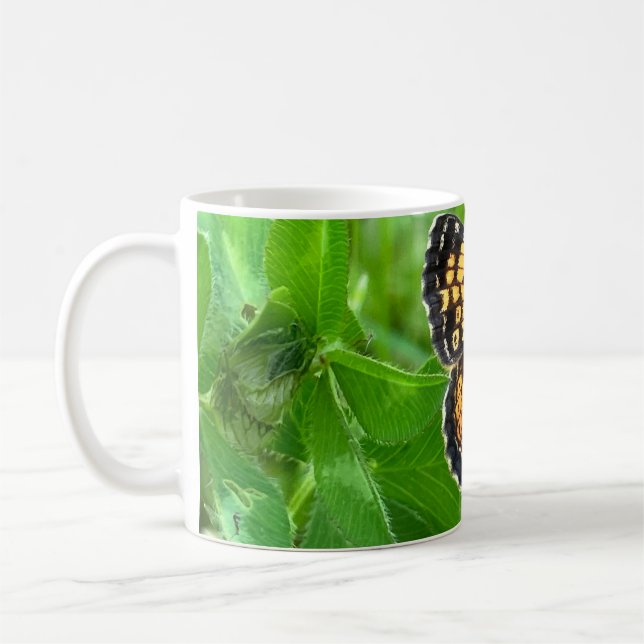 tasse papillon Pearl Crescent ©️dh26 (Gauche)