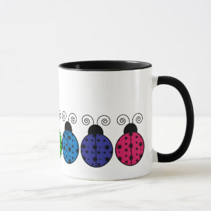 Tasse paresseuse de coccinelles de marguerite