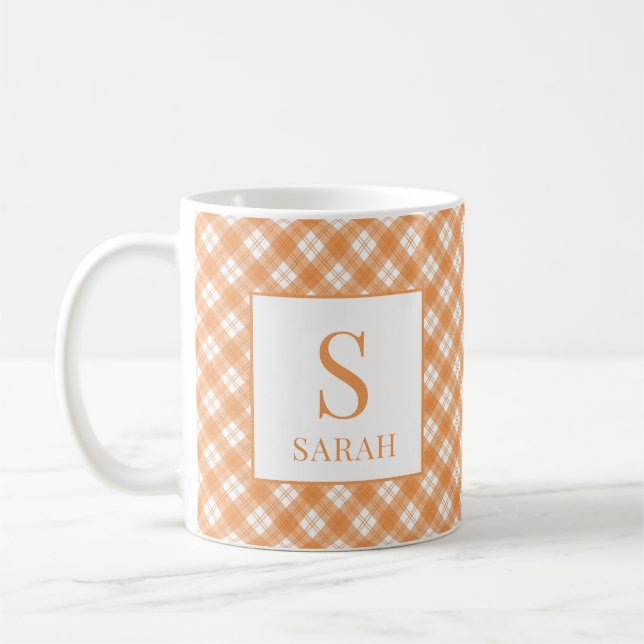 Tasse personnalisée avec initiale et motif carreau (Gauche)