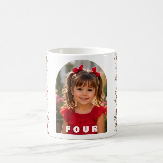 Tasse personnalisée fille 4 ans (Centre)