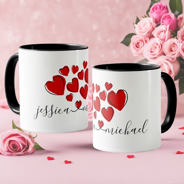 Tasse personnalisée romantique Love & Hearts (Romantic Personalized Mug - Perfect for Newlyweds.)