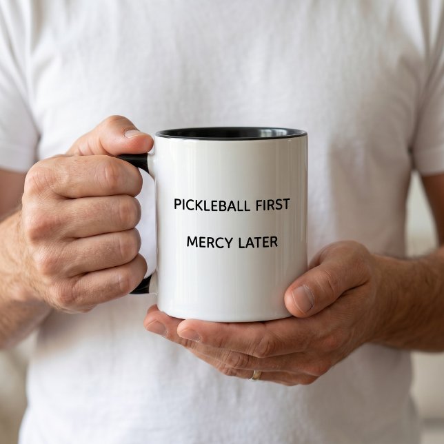 Tasse Pickleball d'abord, pitié ensuite (Créateur téléchargé)