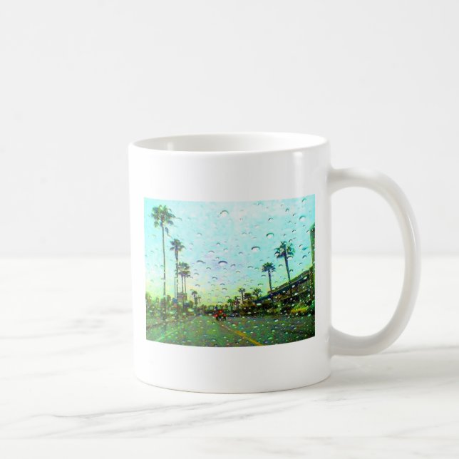 Tasse pluvieuse de rue (Droite)