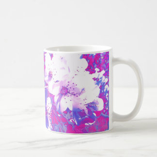 Tasse pourpre de fleur