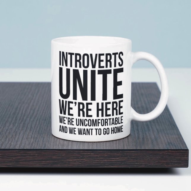 Tasse Réunissons-nous les Introvertis (Créateur téléchargé)