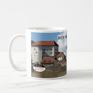Tasse riche d'héritage