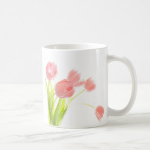 Tasse rose de bouquet de tulipe
