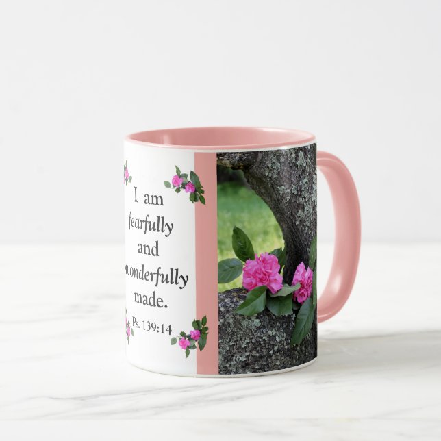 Tasse rose de psaume d'oeillets (Devant droit)