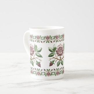 Tasse rose de thé de porcelaine de Tudor