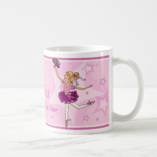 Tasse rose et blonde d'étoile de fille de