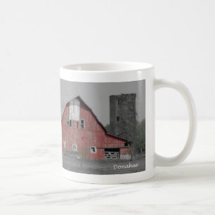 Tasse rouge de grange