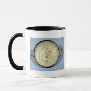 Tasse sans pied, Muse debout jouant la lyre,