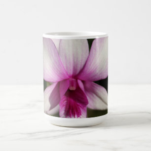 Tasse sauvage d'orchidée