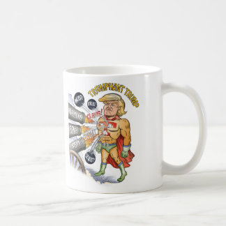 Tasse triomphante de blanc de superhéros d'atout