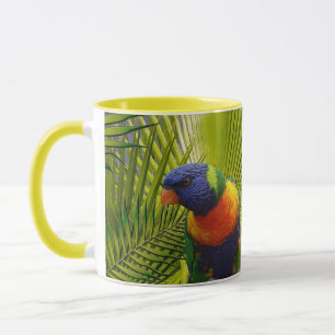 Tasse tropicale d'oiseaux