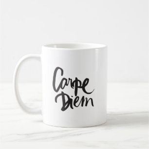 Tasse typographique de citation de Carpe Diem