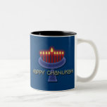 Tasses et tasses de café heureuses de Chanukah<br><div class="desc">Commémorez Chanukah avec cet ensemble saisissant de conception graphique de menorah sur un fond bleu-foncé pour souligner les bougies allumées. Ce produit est personnalisable, permettant à vous d'ajouter des mots, à des images et/ou à votre logo à lui. Sentez-vous libre également pour remettre à la côte, replacer ou même remplacer...</div>