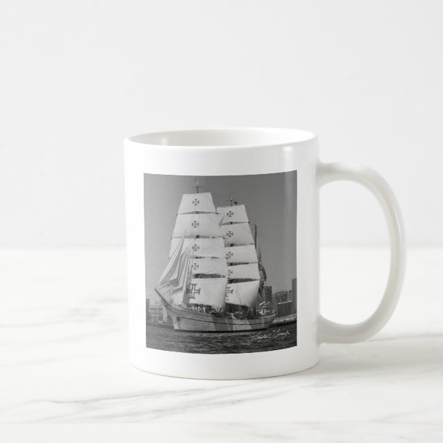 Tasses grandes de bateau (Droite)