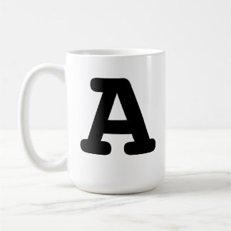 Tasses initiales audacieuses
