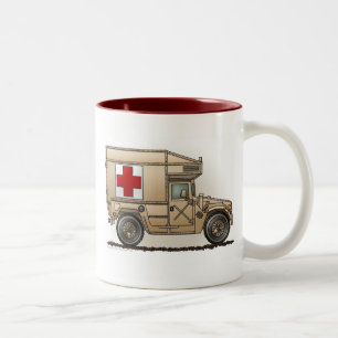 Tasses militaires de Hummer d'ambulance