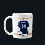 Tasses personnalisées uniques de fan de rugby<br><div class="desc">Nous pouvons faire ce produit dans n'importe quelle combinaison de couleurs de jersey juste nous contacter par le magasin de giftsbonanza. jersey de rugby de bleu marine et de blanc accrochant dans un vestiaire avec la boule de rugby et bouteille d'eau entièrement personnalisable avec votre propres nom et nombre. Grand...</div>