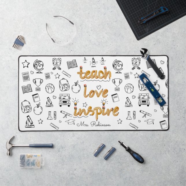 Teach Love Inspire : Doodle moderne personnalisé (Poste de travail)