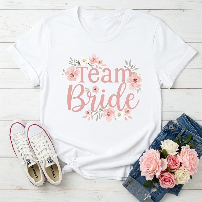 Team Bride T-Shirt for Bridesmaids with Pink (Créateur téléchargé)