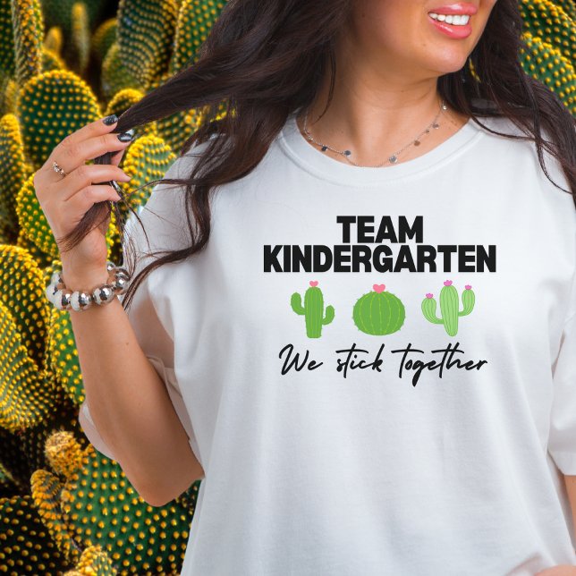Team Kindergarten We Stick Together Teacher Tshirt (Créateur téléchargé)