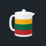 Teapot avec drapeau de Lituanie<br><div class="desc">Ajoutez une touche de fierté lituanienne à votre tea time avec cette théière magnifiquement conçue avec le drapeau lituanien ! Réalisée avec précision, cette théière présente fièrement les rayures jaunes, vertes et rouges audacieuses du drapeau lituanien, apportant style et héritage à votre table. Les couleurs vives en font un complément...</div>