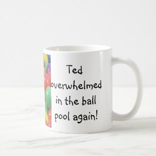 Ted dans la piscine à boules ... tasse de thé angl