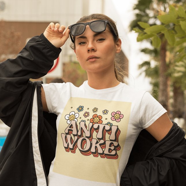 TEE - SHIRTS DE STYLE RÉTRO DE T-SHIRTS ANTI-WOKE (Créateur téléchargé)