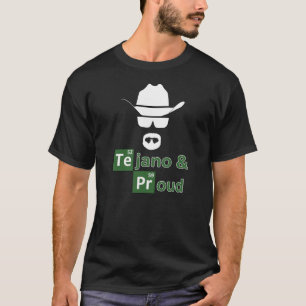 Tejano et T-shirt foncé des hommes fiers