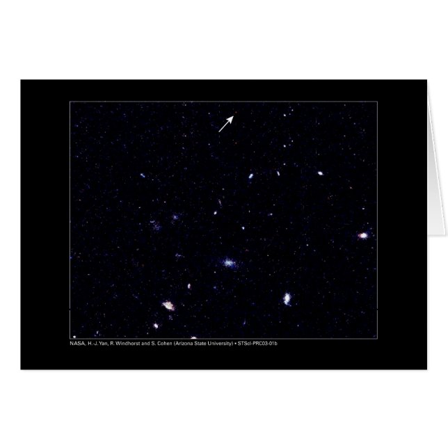 Télescope éloigné de Hubble de galaxies (Devant horizontal)