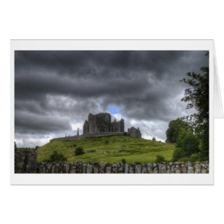 Tempête au-dessus de la roche de Cashel