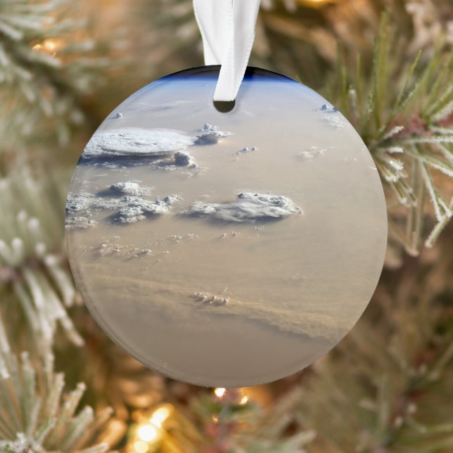 Tempête De Poussière À Travers Les Mers De Sable D (Arbre)