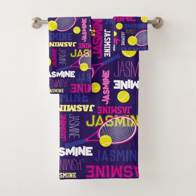 Tennis sports rose blanc bleu jaune (En situation)