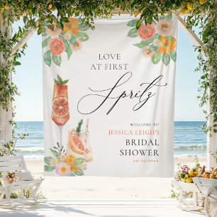 Tenture Amour au premier Spritz Bright Cocktail Enterremen