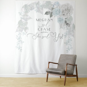 Tenture Arc de Rose Stunning Bleu et Blanc de Glace